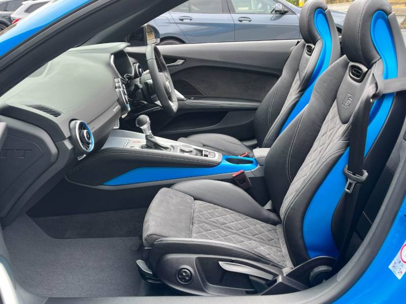 Audi TTS   Registered:2021(71)