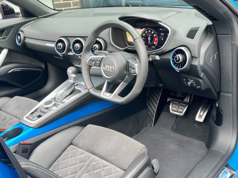 Audi TTS   Registered:2021(71)