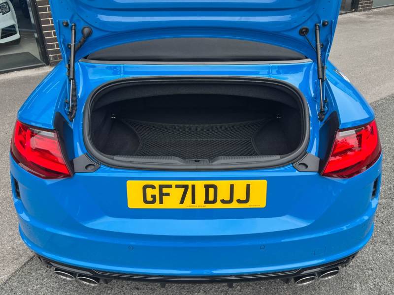 Audi TTS   Registered:2021(71)