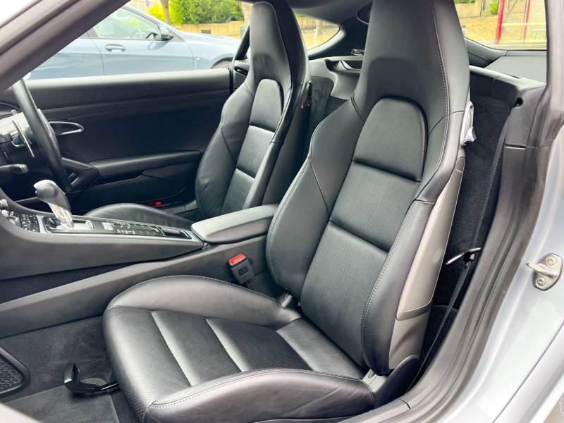 Porsche Cayman   Registered:2014(64)
