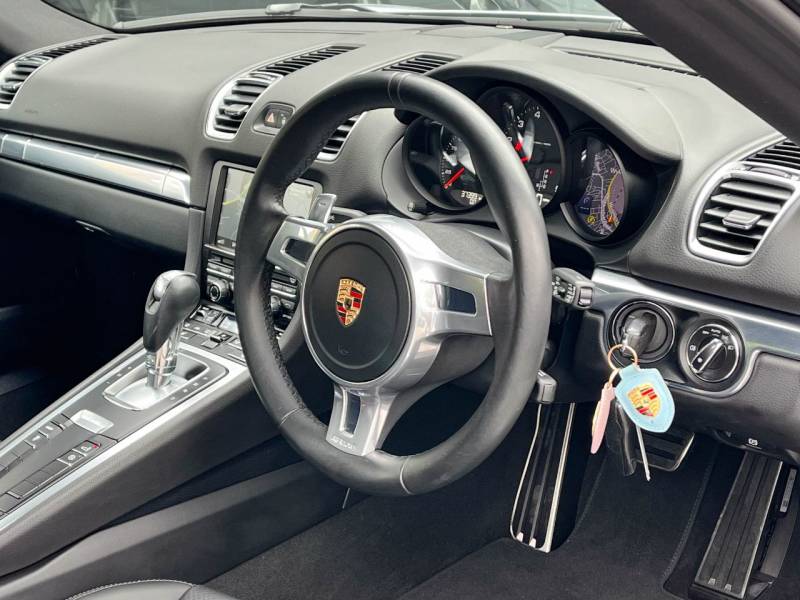 Porsche Cayman   Registered:2014(64)