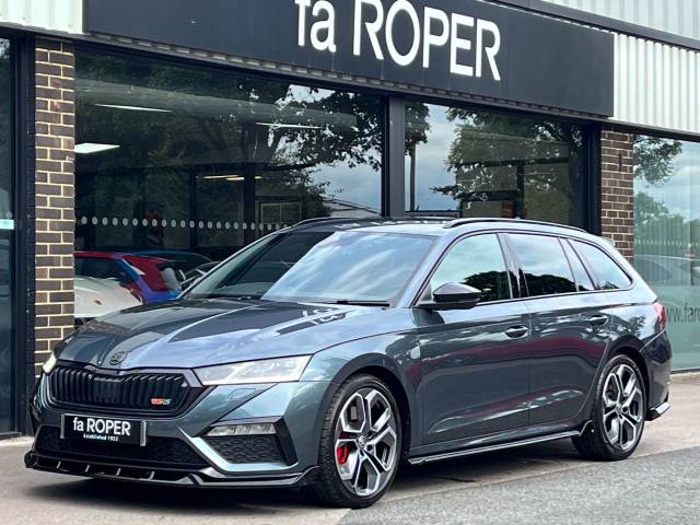 Skoda Octavia Estate 2.0 TSI vRS DSG Auto 245ps Estate Petrol Quartz Grey Metallic