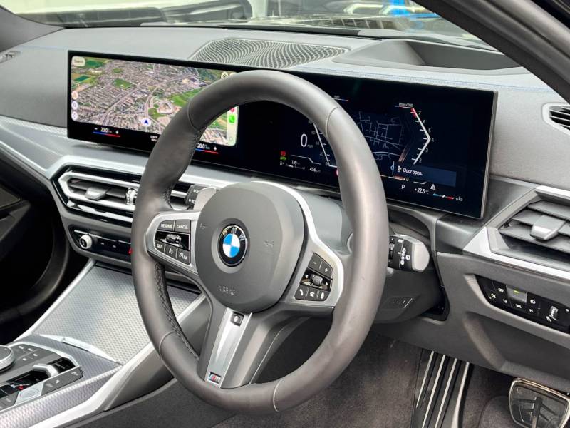BMW 3 Series   Registered:2024(73)