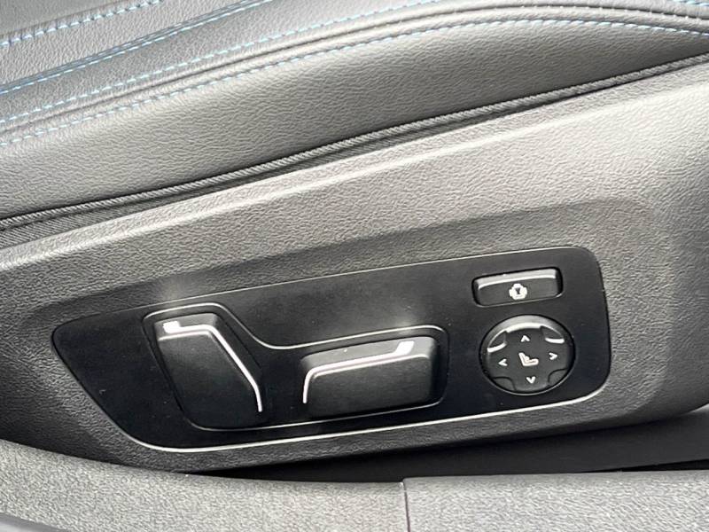 BMW 3 Series   Registered:2024(73)