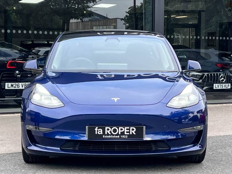 Tesla Model 3   Registered:2021(71)