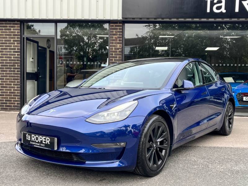 Tesla Model 3   Registered:2021(71)