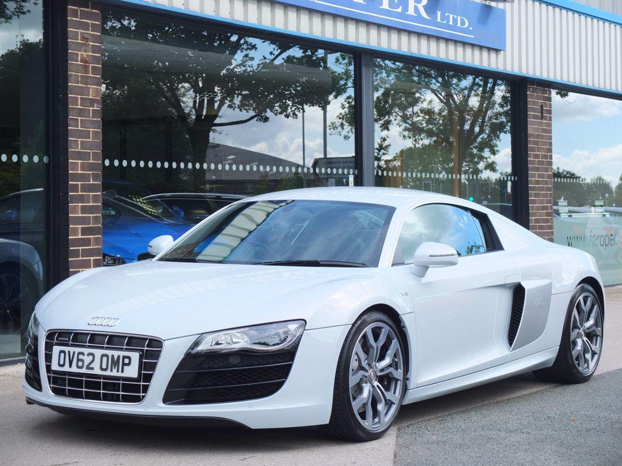 Audi R8 5.2 FSI quattro R Tronic 525ps Coupe Petrol Suzuka Grey Metallic