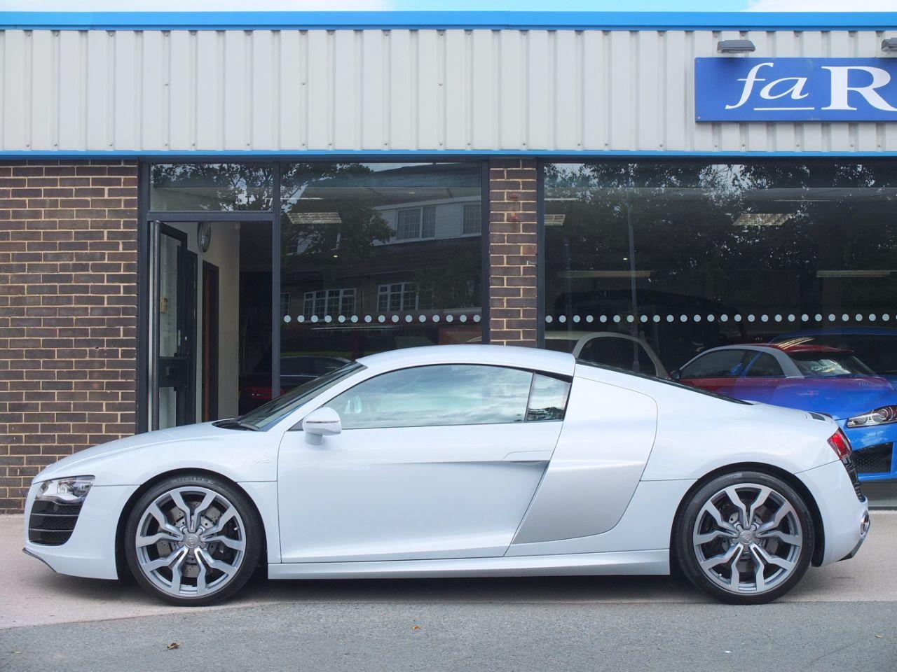 Audi R8 5.2 FSI quattro R Tronic 525ps Coupe Petrol Suzuka Grey Metallic