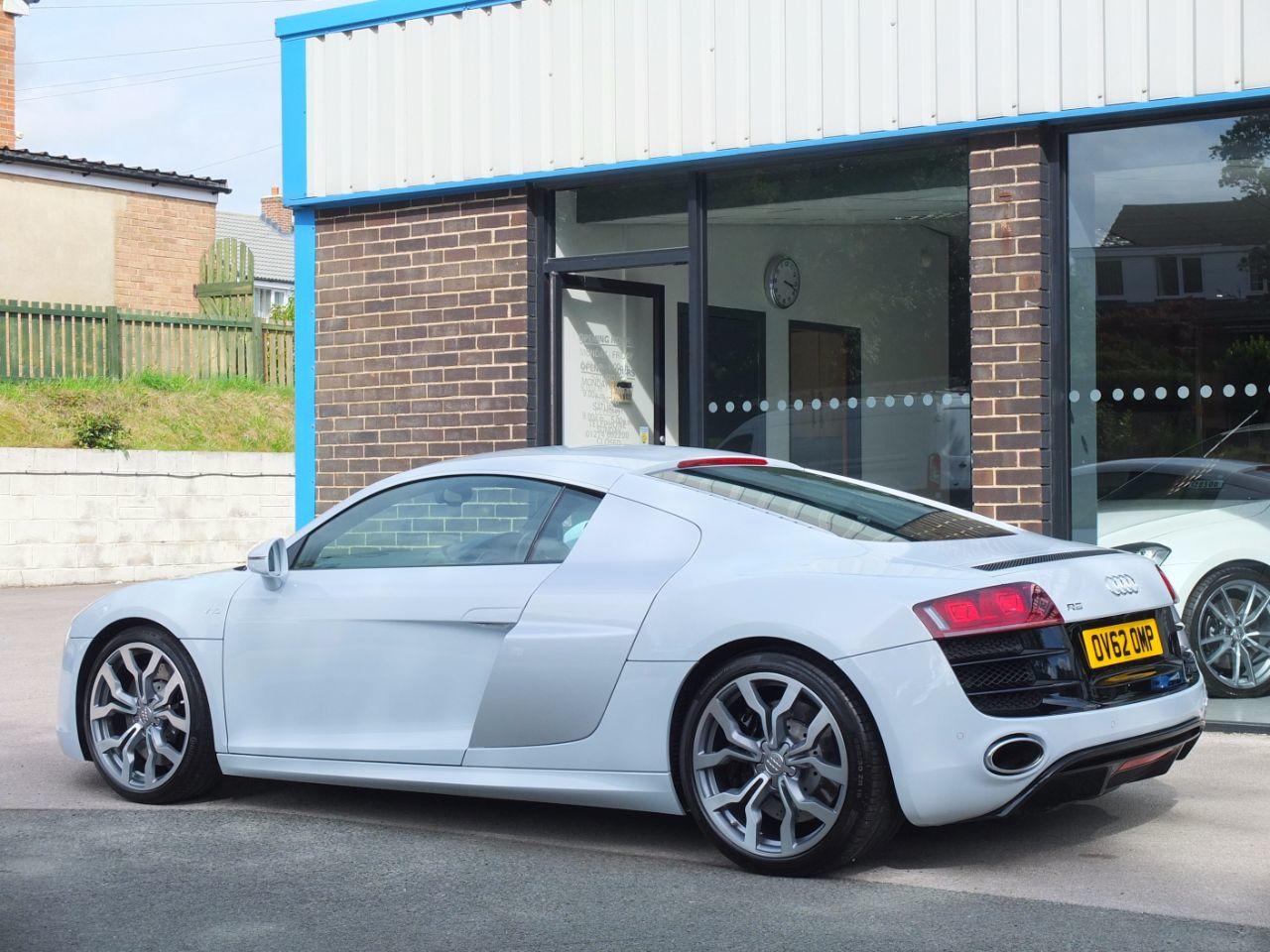 Audi R8 5.2 FSI quattro R Tronic 525ps Coupe Petrol Suzuka Grey Metallic