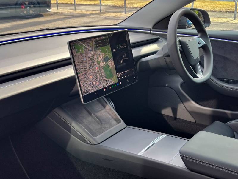 Tesla Model 3   Registered:2024(24)
