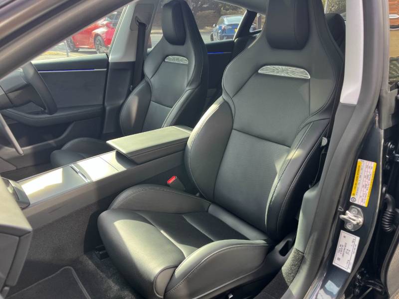 Tesla Model 3   Registered:2024(24)