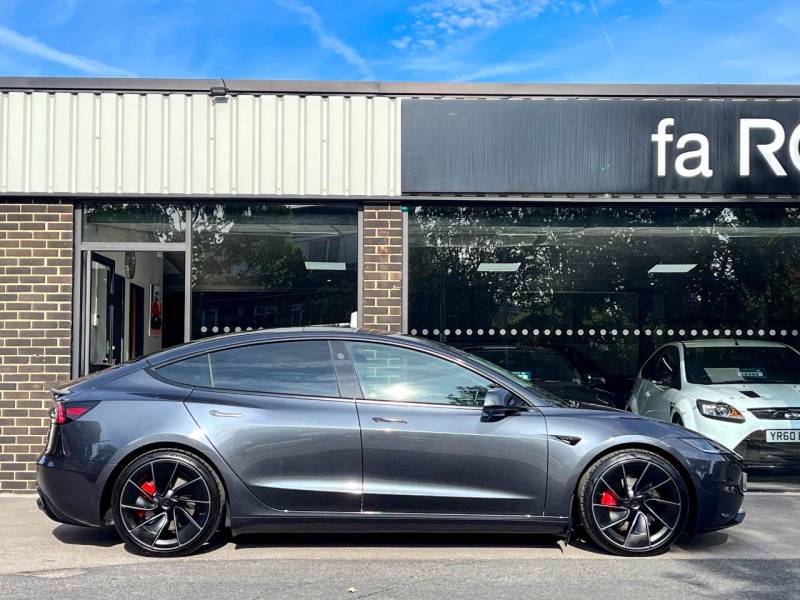 Tesla Model 3   Registered:2024(24)