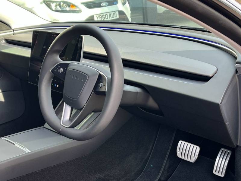Tesla Model 3   Registered:2024(24)
