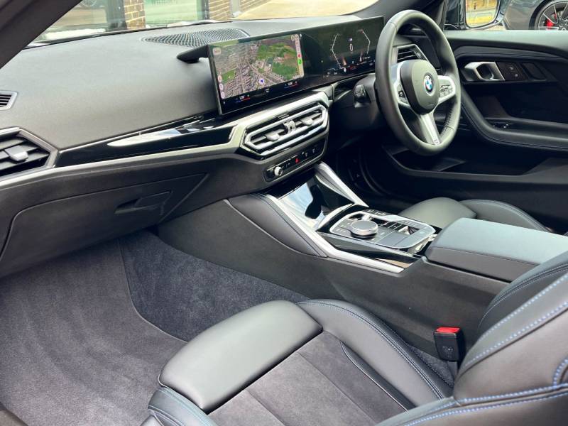 BMW 2 Series   Registered:2024(74)