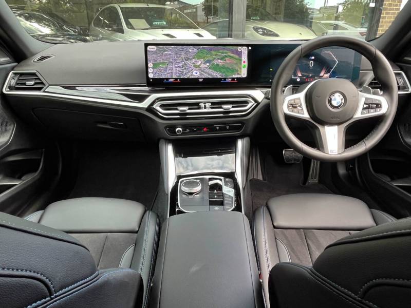 BMW 2 Series   Registered:2024(74)