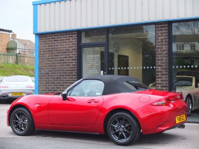 Mazda MX-5 1.5 Sport Nav Convertible Petrol Soul Red Metallic