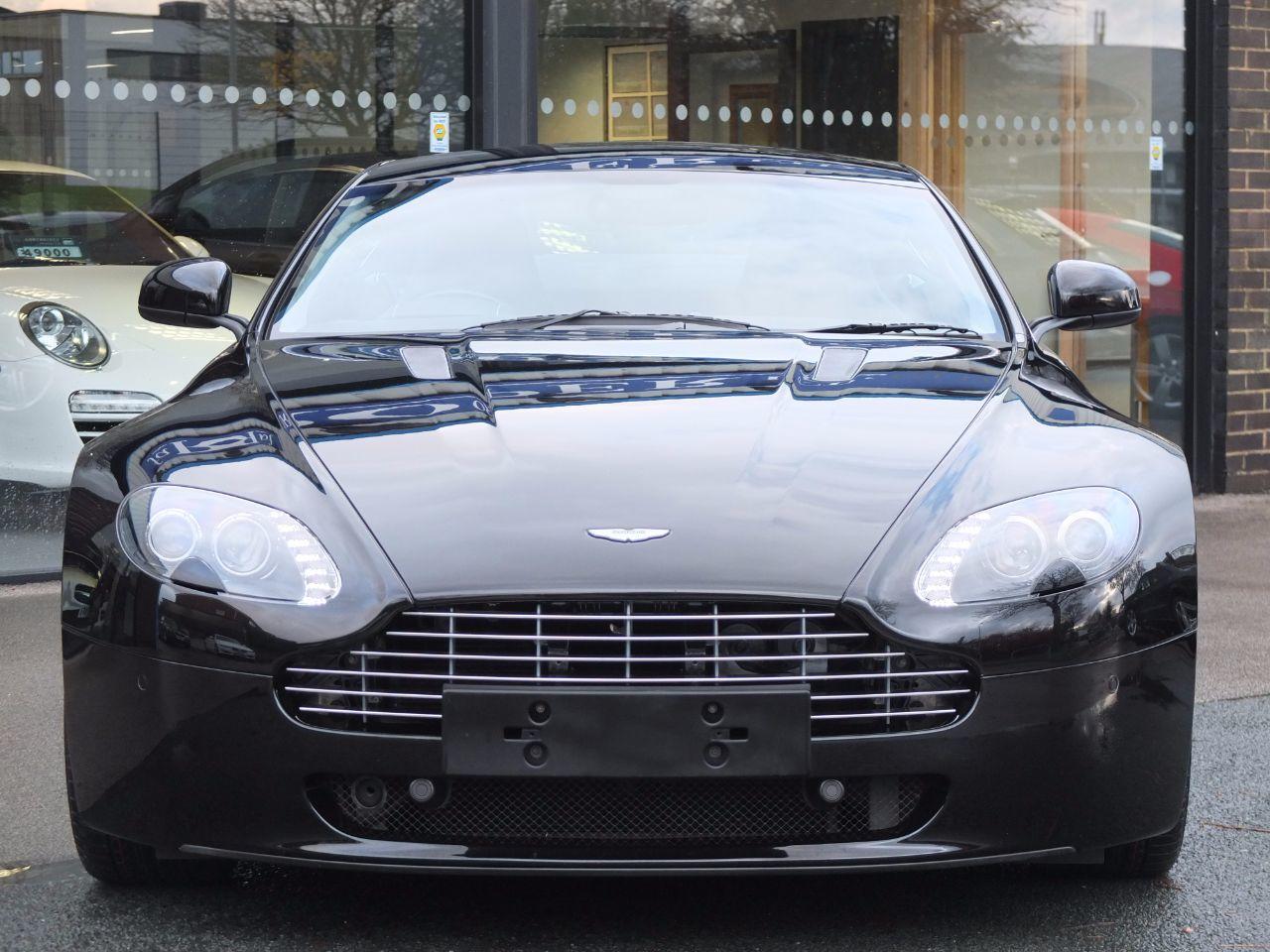 Aston Martin Vantage VANTAGE V8 4.7 Coupe Petrol Onyx Black Metallic