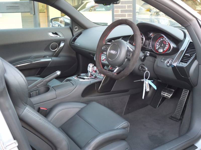 Audi R8   Registered:2014(64)