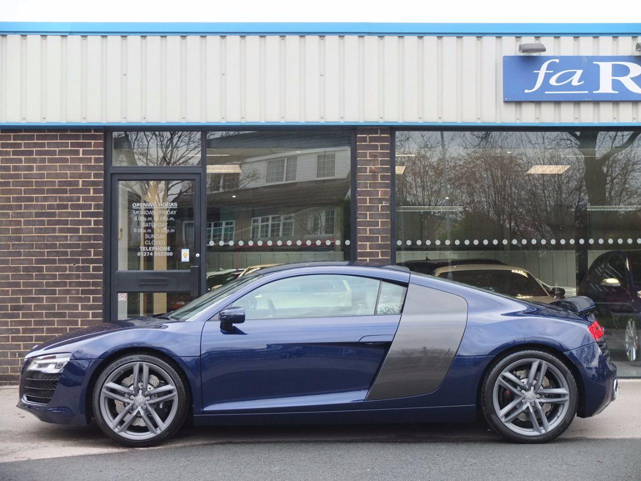 Audi R8 4.2 FSI V8 quattro S-Tronic 430ps Coupe Petrol Estoril Blue Metallic