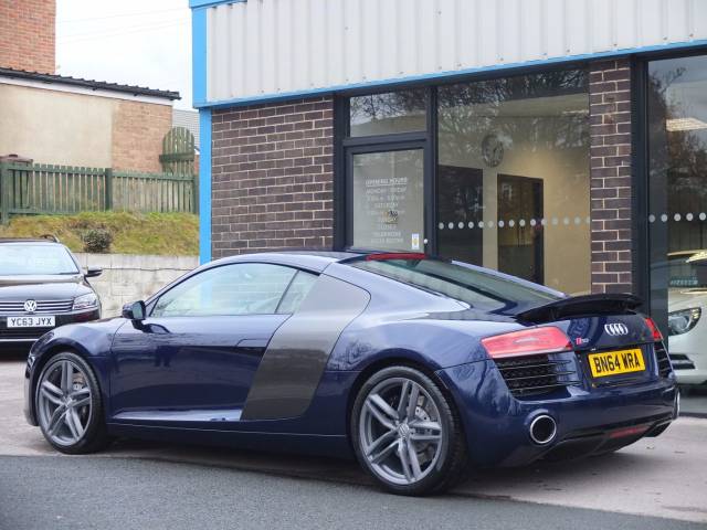 2014 Audi R8 4.2 FSI V8 quattro S-Tronic 430ps