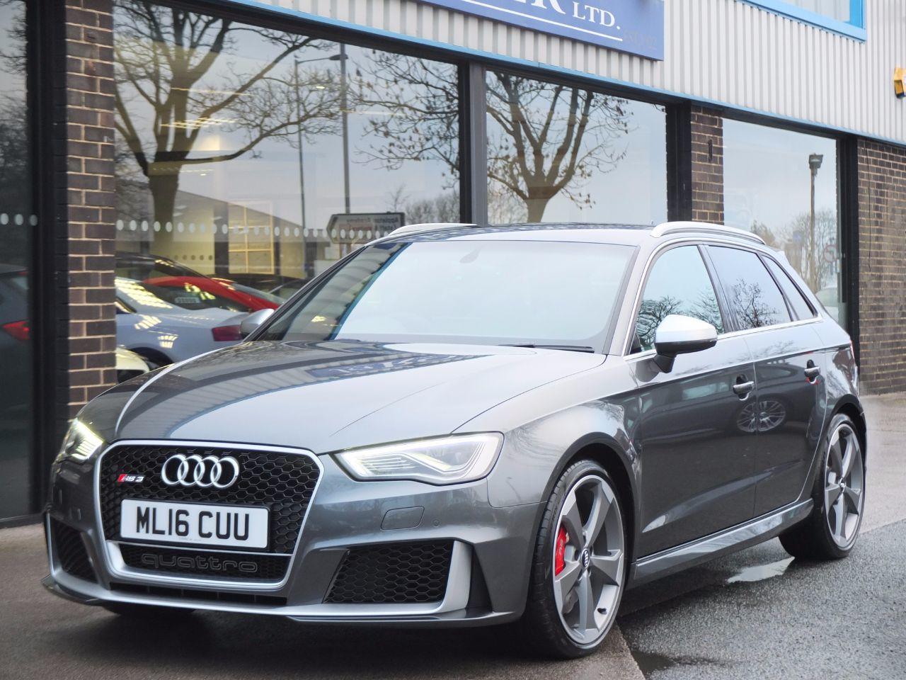 Audi RS3 2.5 TFSI RS 3 quattro S-Tronic Hatchback Petrol Daytona Grey Metallic