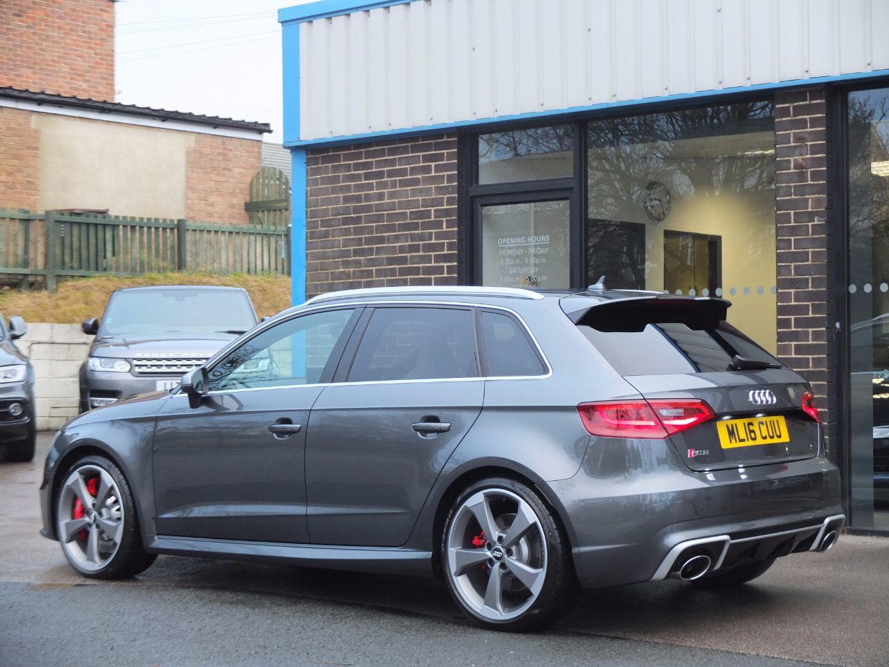 Audi RS3 2.5 TFSI RS 3 quattro S-Tronic Hatchback Petrol Daytona Grey Metallic