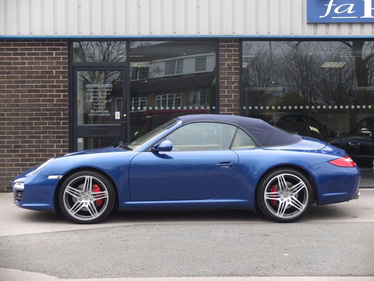 Porsche 911 Carrera 3.8 S Cabriolet (997 Gen II) Convertible Petrol Aqua Blue Metallic