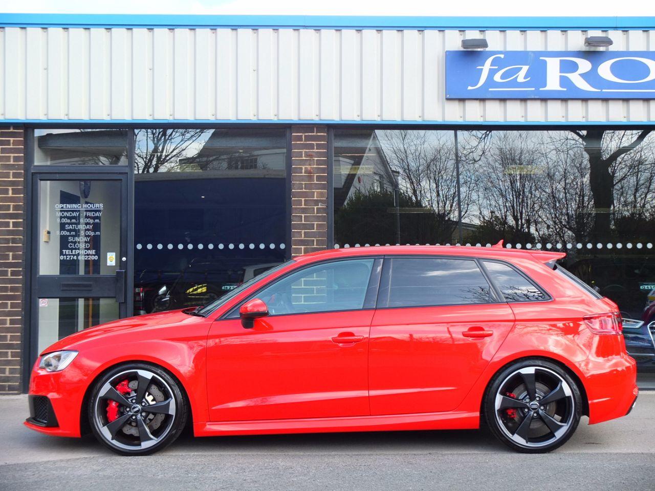 Audi RS3 2.5 TFSI RS 3 quattro S tronic (MRC 458bhp) Hatchback Petrol Catalunya Red