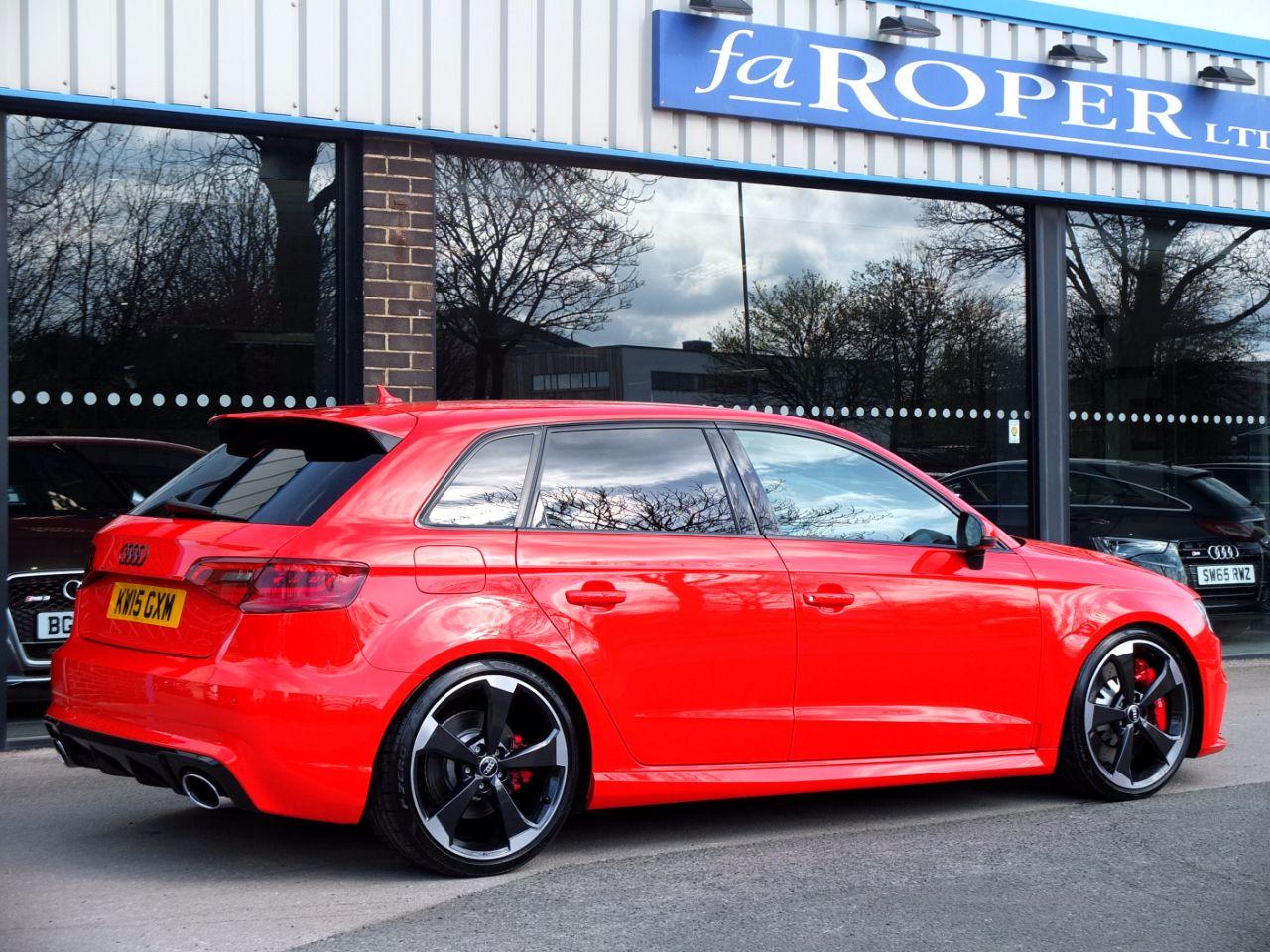 Audi RS3 2.5 TFSI RS 3 quattro S tronic (MRC 458bhp) Hatchback Petrol Catalunya Red