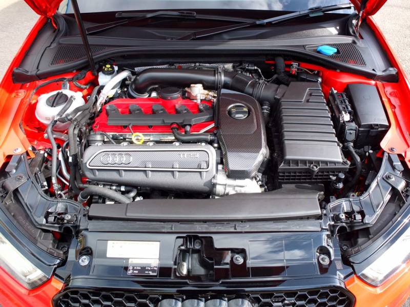 Audi RS3   Registered:2015(15)