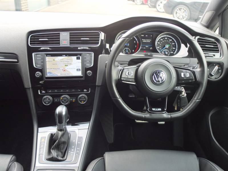Volkswagen Golf   Registered:2016(66)