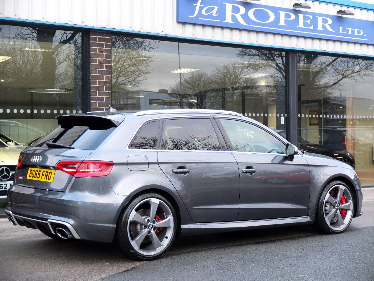 Audi RS3 2.5 TFSI RS 3 quattro S tronic Hatchback Petrol Daytona Grey Metallic