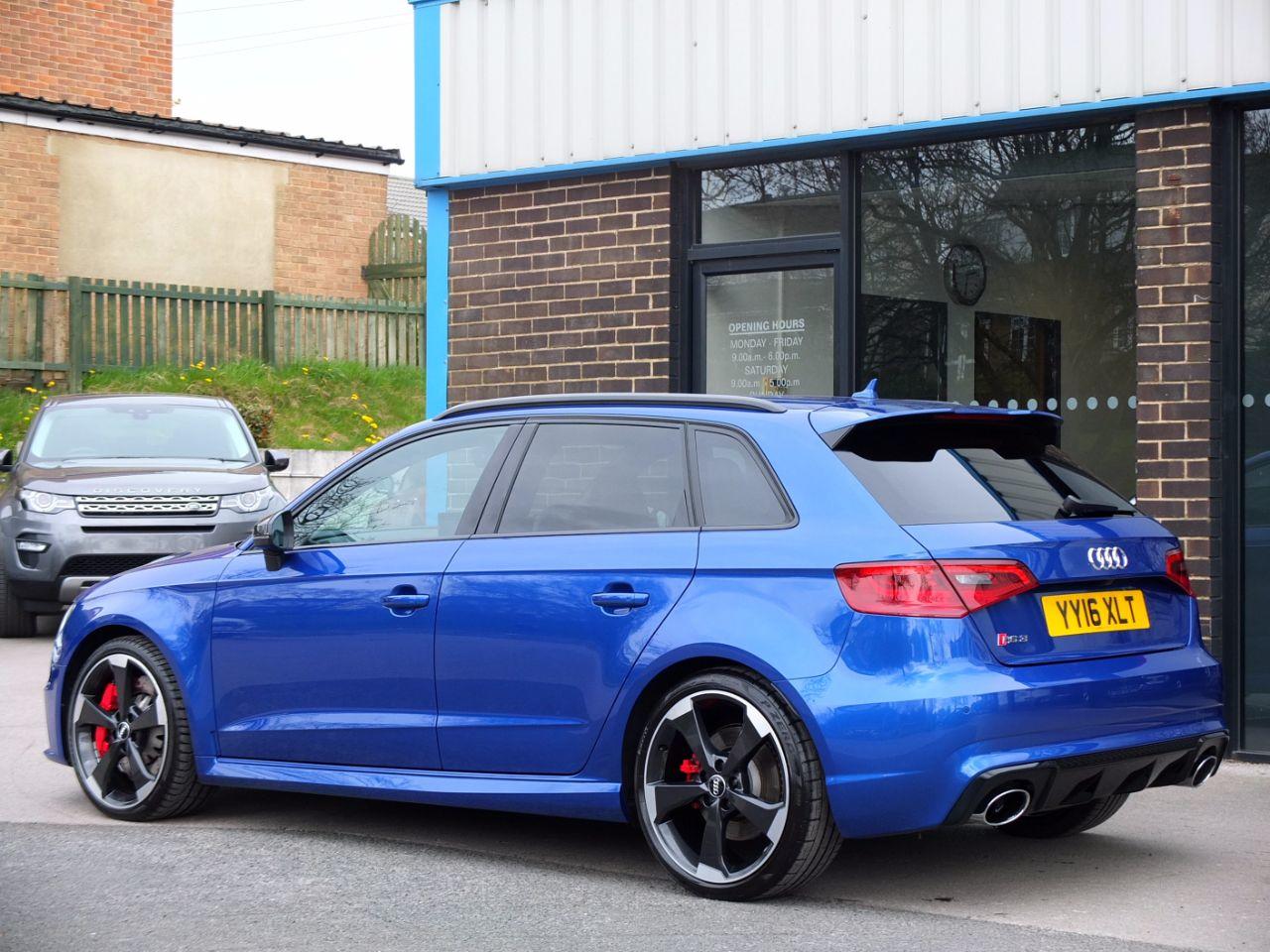 Audi RS3 2.5 TFSI RS 3 quattro S tronic Hatchback Petrol Sepang Blue Metallic