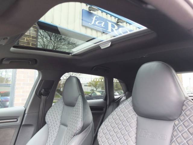 2016 Audi RS3 2.5 TFSI RS 3 quattro S tronic
