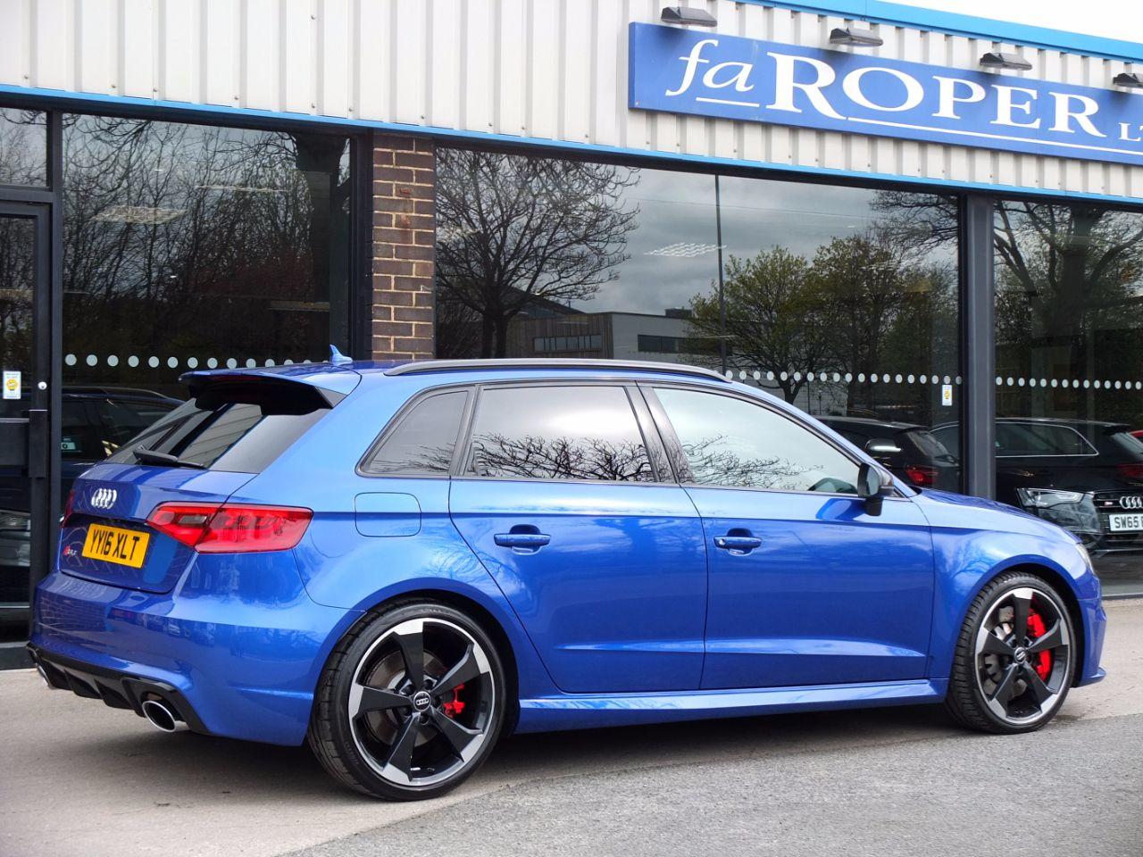 Audi RS3 2.5 TFSI RS 3 quattro S tronic Hatchback Petrol Sepang Blue Metallic