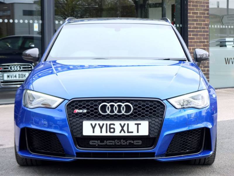 Audi RS3   Registered:2016(16)