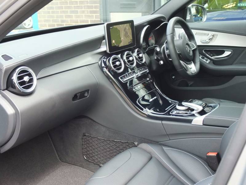 Mercedes Benz C Class   Registered:2016(16)