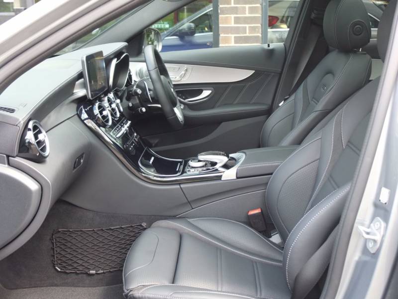 Mercedes Benz C Class   Registered:2016(16)