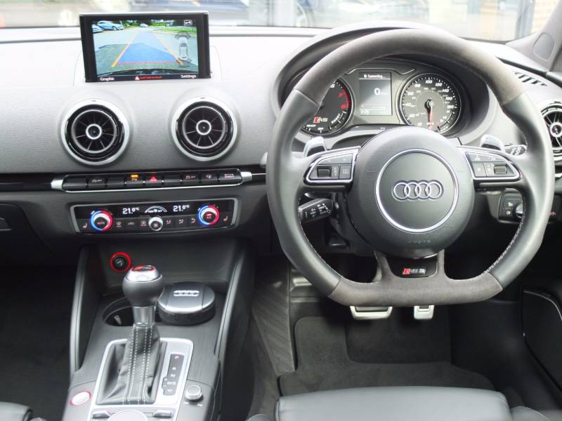 Audi RS3   Registered:2015(65)