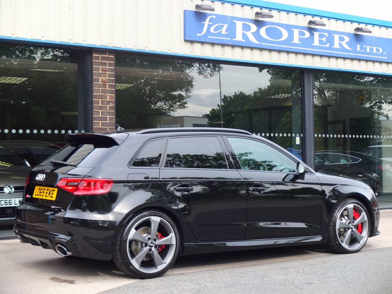 Audi RS3 2.5 TFSI RS 3 quattro S tronic Hatchback Petrol Mythos Black Metallic