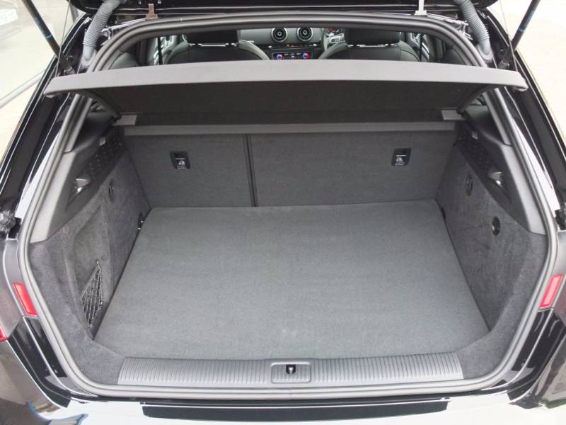 Audi RS3   Registered:2015(65)