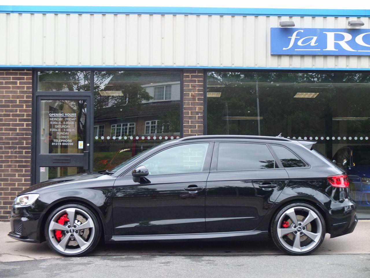 Audi RS3 2.5 TFSI RS 3 quattro S tronic Hatchback Petrol Mythos Black Metallic