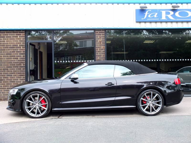 Audi RS5   Registered:2014(14)