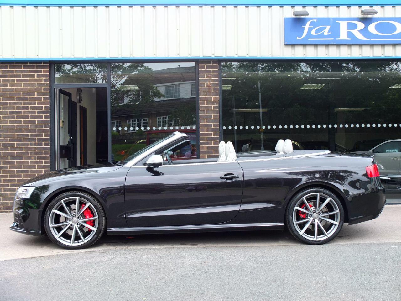 Audi RS5 Cabriolet 4.2 FSI quattro S tronic Convertible Petrol Panther Black Crystal