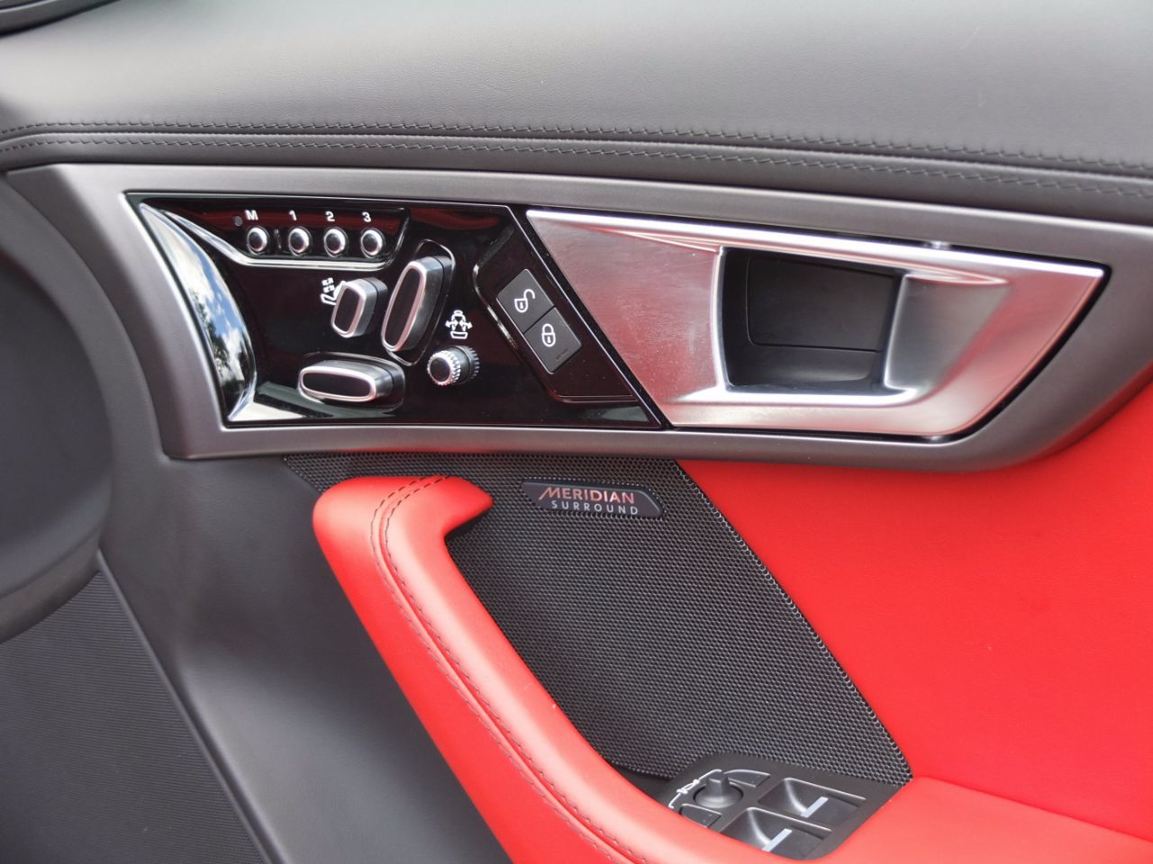 Jaguar F-type 3.0 Supercharged V6 S Auto 380ps Coupe Petrol Caldera Red