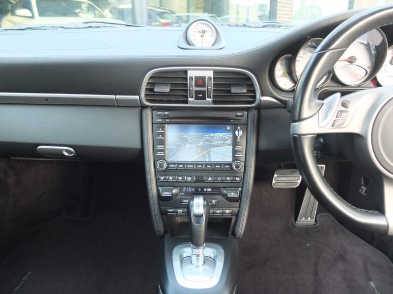 Porsche 911   Registered:2008(58)