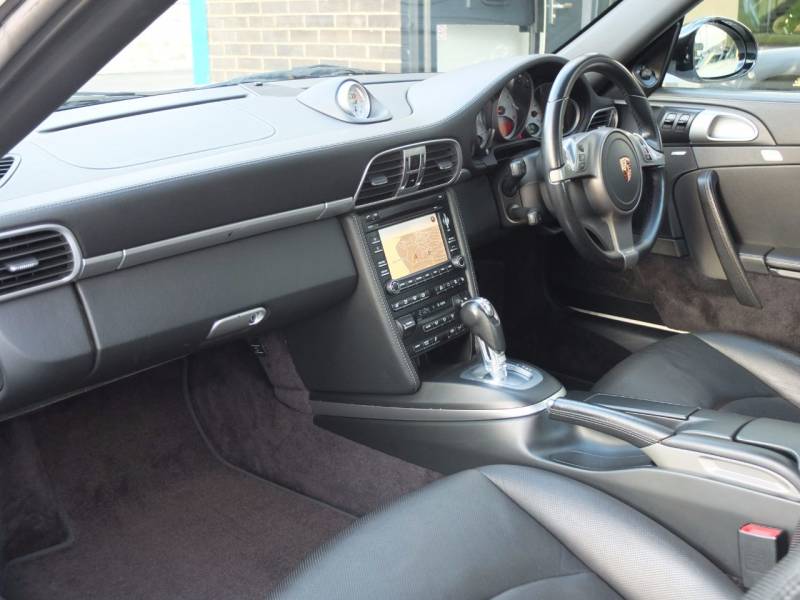 Porsche 911   Registered:2008(58)