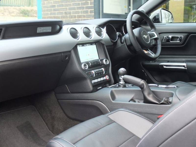 Ford Mustang   Registered:2017(17)