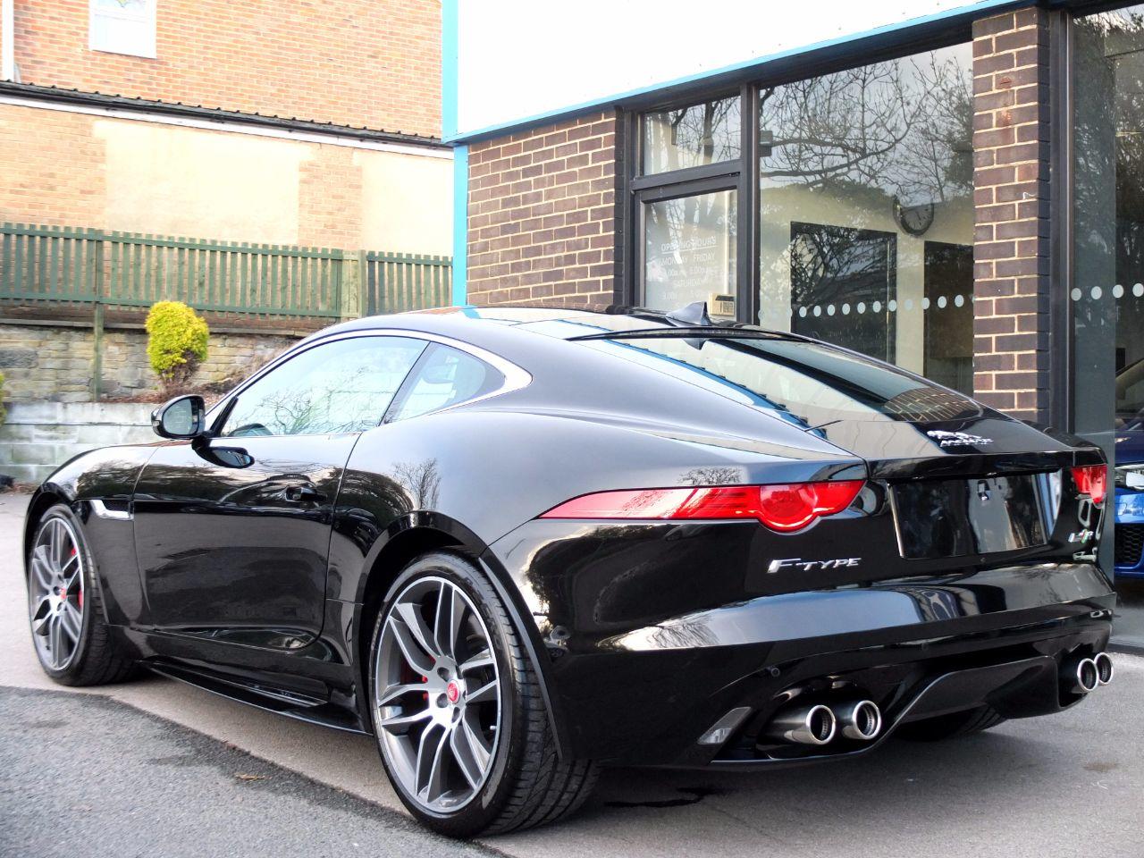 Jaguar F-Type 5.0 Supercharged V8 R Auto AWD 550ps Coupe Petrol Ultimate Black Metallic