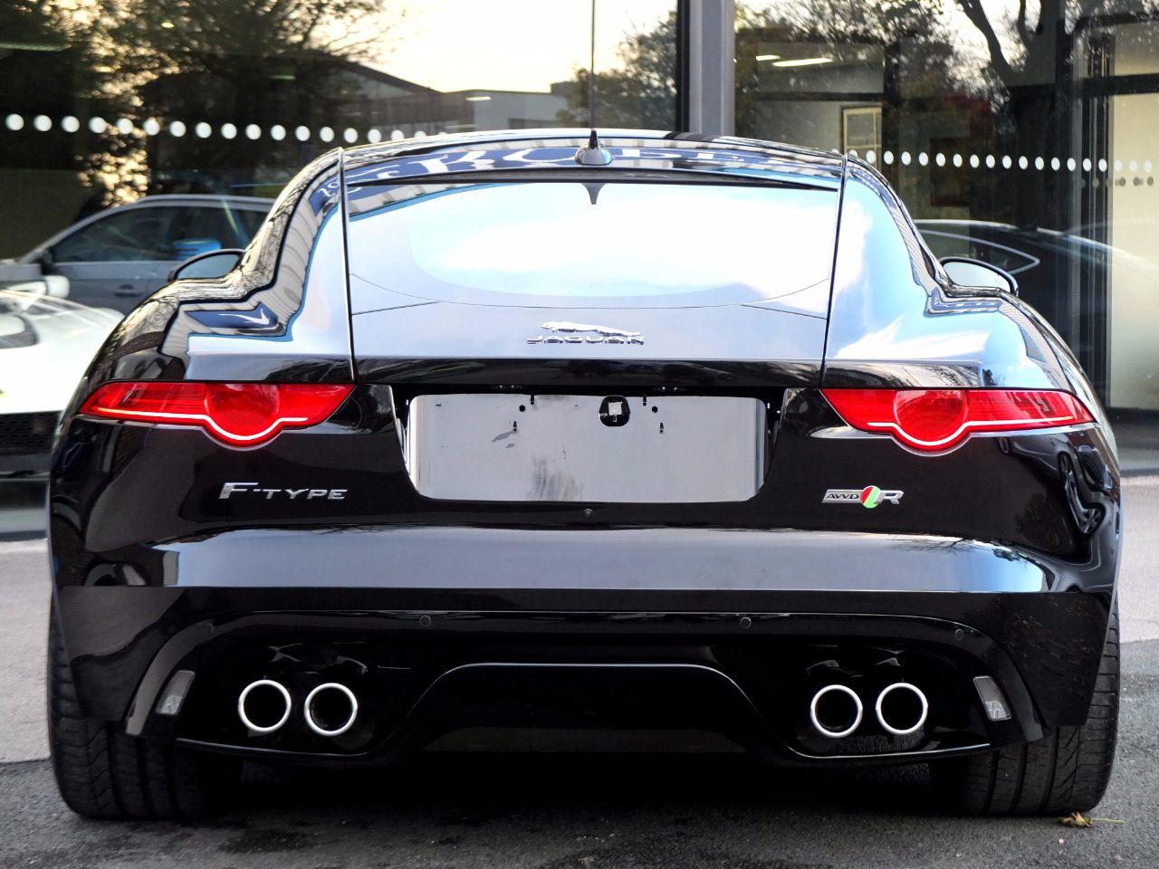 Jaguar F-type 5.0 Supercharged V8 R Auto AWD 550ps Coupe Petrol Ultimate Black Metallic